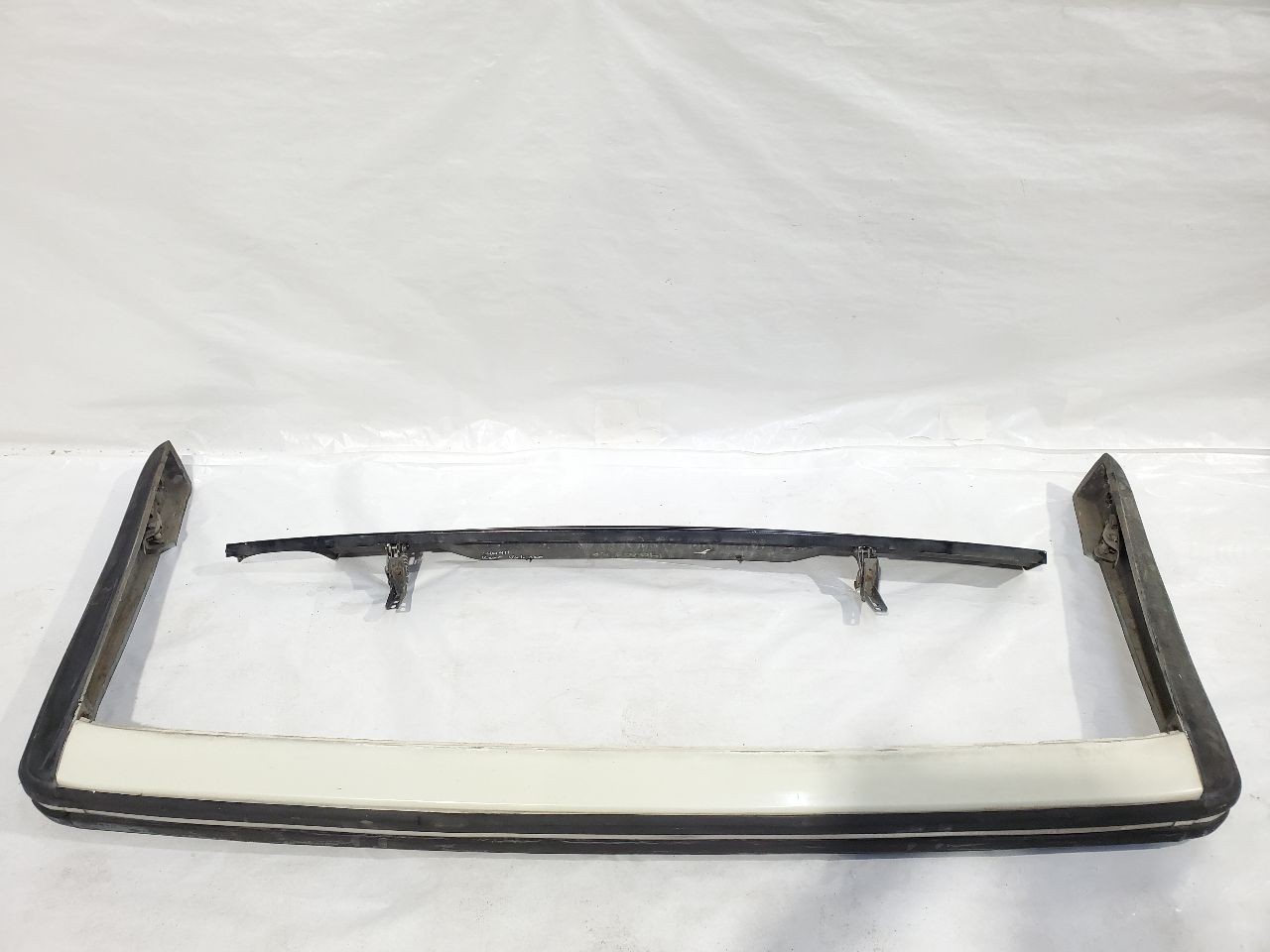 Used Bumper Assy Rear fits: 1990 Bentley TURBO R Grade A
