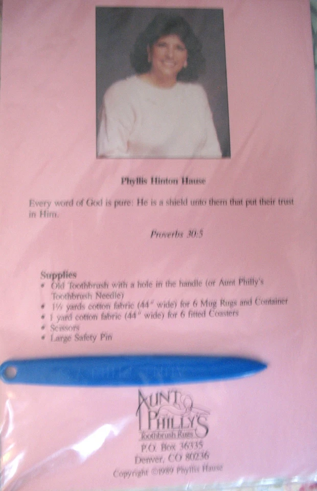 3 Aunt Philly's TOOTHBRUSH RUGS Mug rugs, Oval rug, Placemat rug PATTERNS uncut - Image 4 of 4