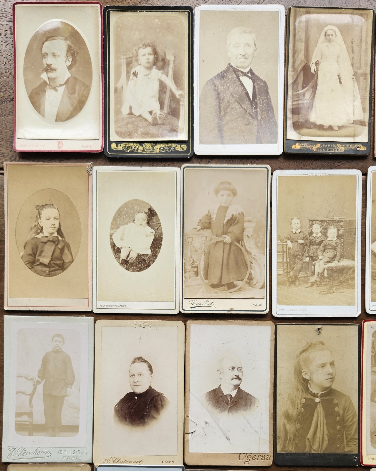 Lot de 66 anciens portraits photo carte de visite CDV  3