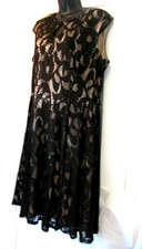 London Style Collection Women's Sleeveless Lace Dress Size 16 NWOT.  No Belt.