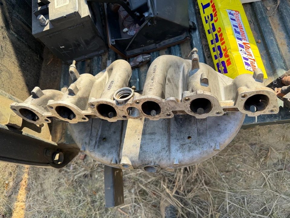 82-87 BMW 325E 528E 325 528 COLECTOR DE ADMISIÓN OEM Foto 3 de 3