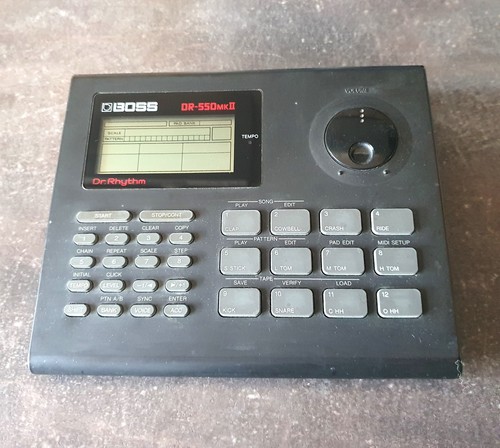 Boss DR-550 Dr. Rhythm DR-550 MkII - Drumcomputer Drum Schlagzeug Machine  - Bild 1 von 9