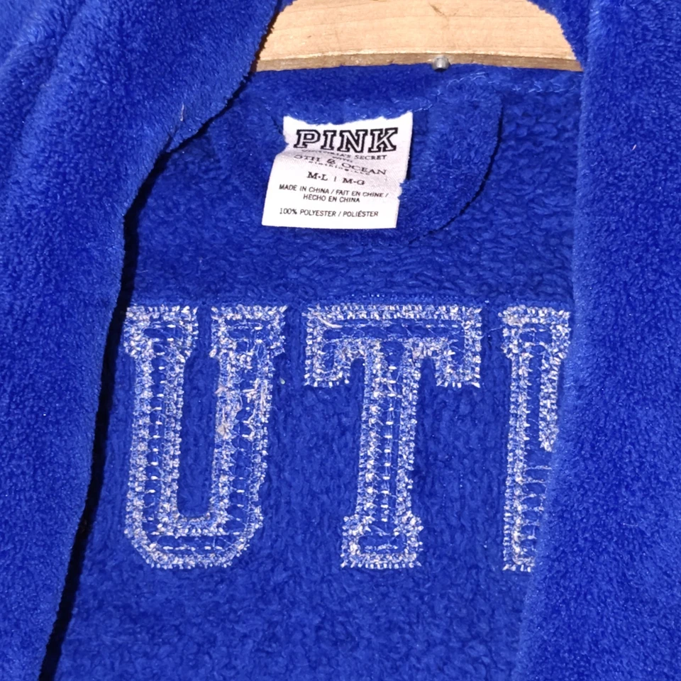 Bata suave Victoria Secret rosa lentejuelas azul Kentucky M-L Foto 3 de 4