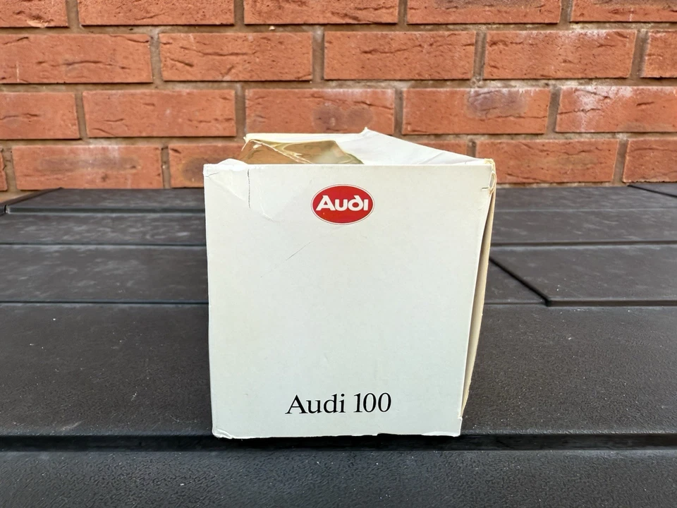 Schabak No 1420 Audi 100 дюймов оригинальная коробка - дилерский выпуск 1:24 - Изображение 4 из 4
