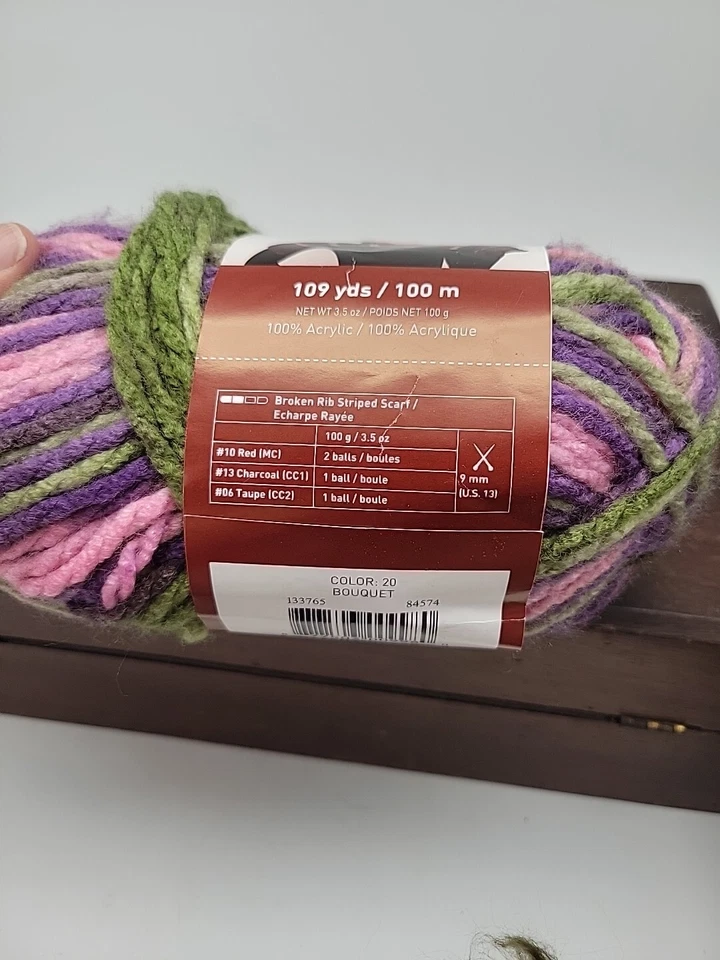 Lote a granel de lazos de hilo multicolor e hilo carisma junto al lago ramo ondas de color Foto 3 de 4