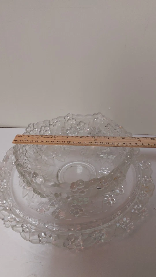 De colección Mikasa Cristal Carmen Cuenco de Cristal y Plato de Pastel 3D Flores Patrones Hojas Foto 3 de 4