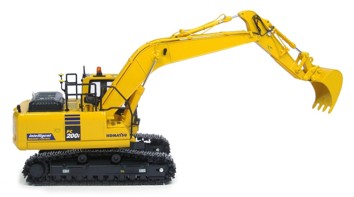 KOMATSU PC200i-10 EXCAVATOR IMC JAPANESE EDITION 1/50 UNIVERSAL