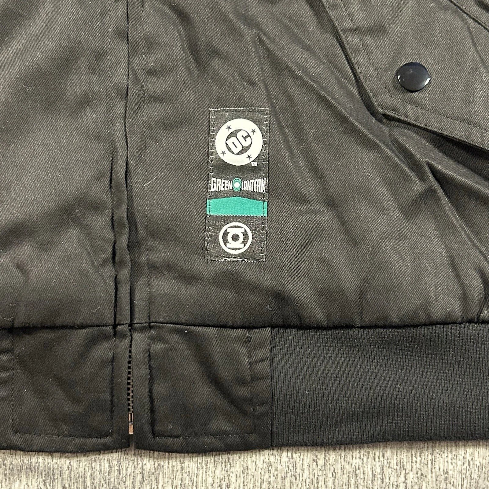 DC Comics Green Lantern Corps bomber Jacket Unisex S BoxLunch Exclusive! - product detail image 3