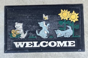 Vtg Cats Butterflies Sunflowers Rubber Doormat Plasticolor 1992
