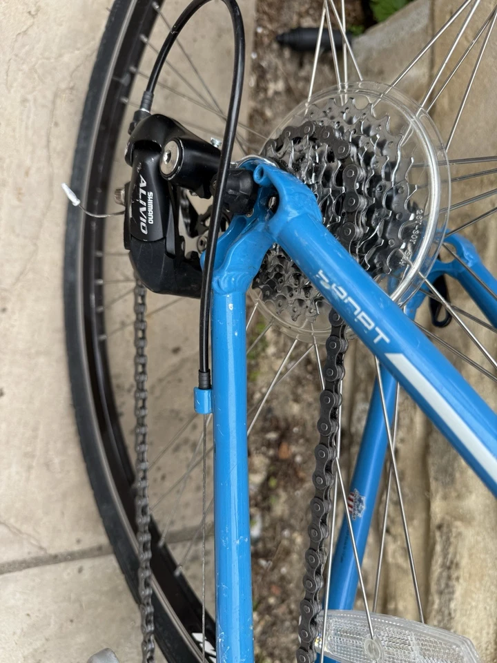 Schwinn Sporterra Sport Ladies Hybrid Bike (small) - Image 2 of 4