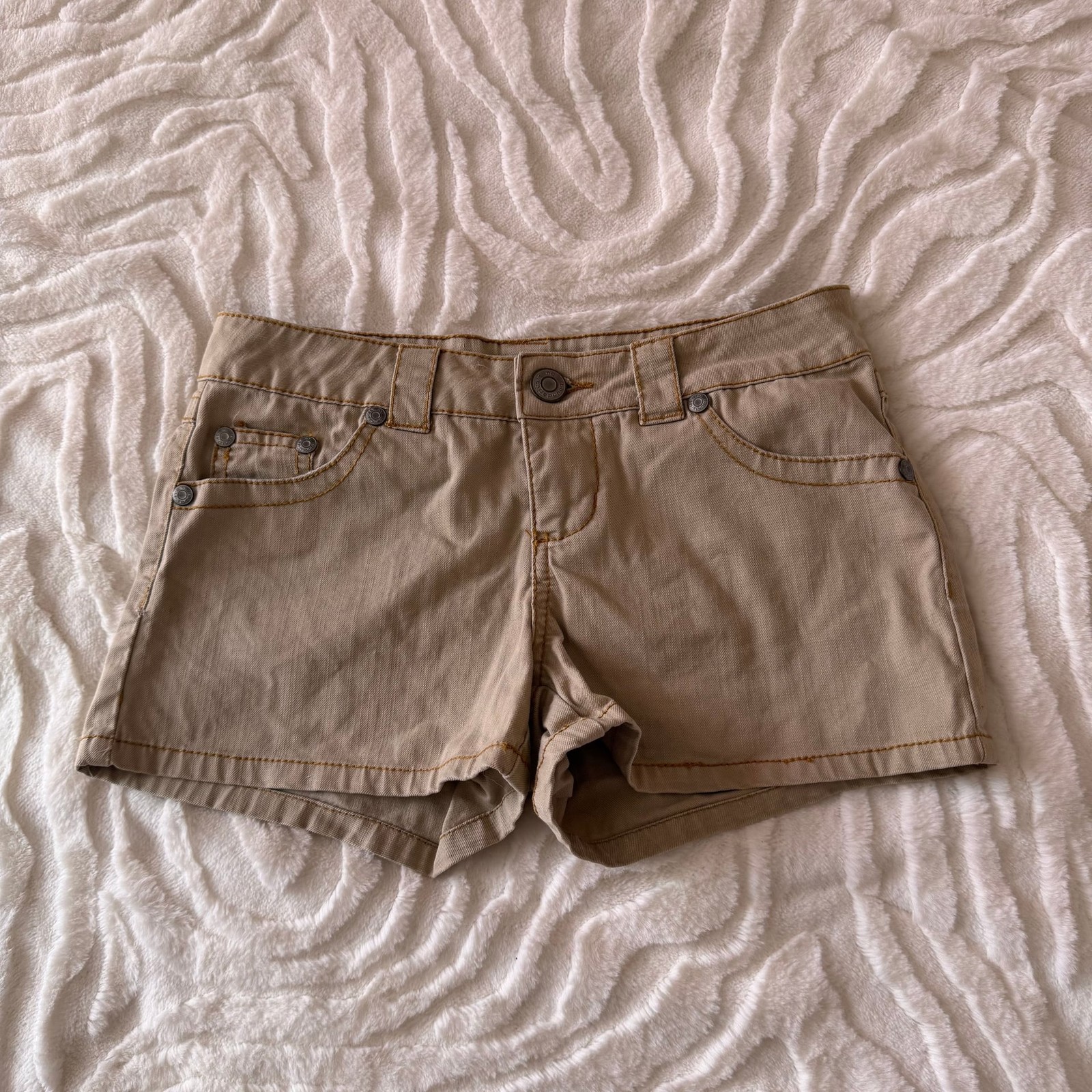 khakis - image 1