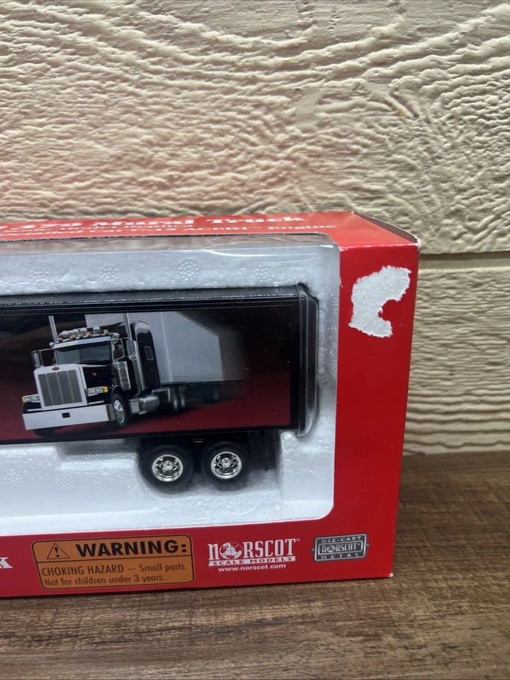 Norscot Mural Truck Peterbilt Model 379 Tractor Class Pays 1:50 New - Image 2 of 3