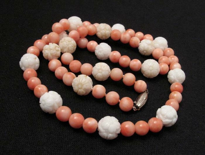 Angel skin coral bead necklace outlet