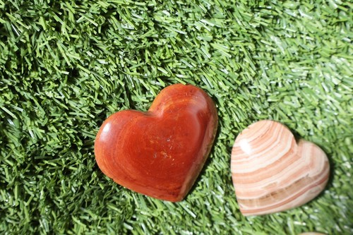 4 Piezas de Piedra de Ágata Tallada en Formas de Corazón en Varios Colores, Gritos de Sanación - Imagen 8 de 13