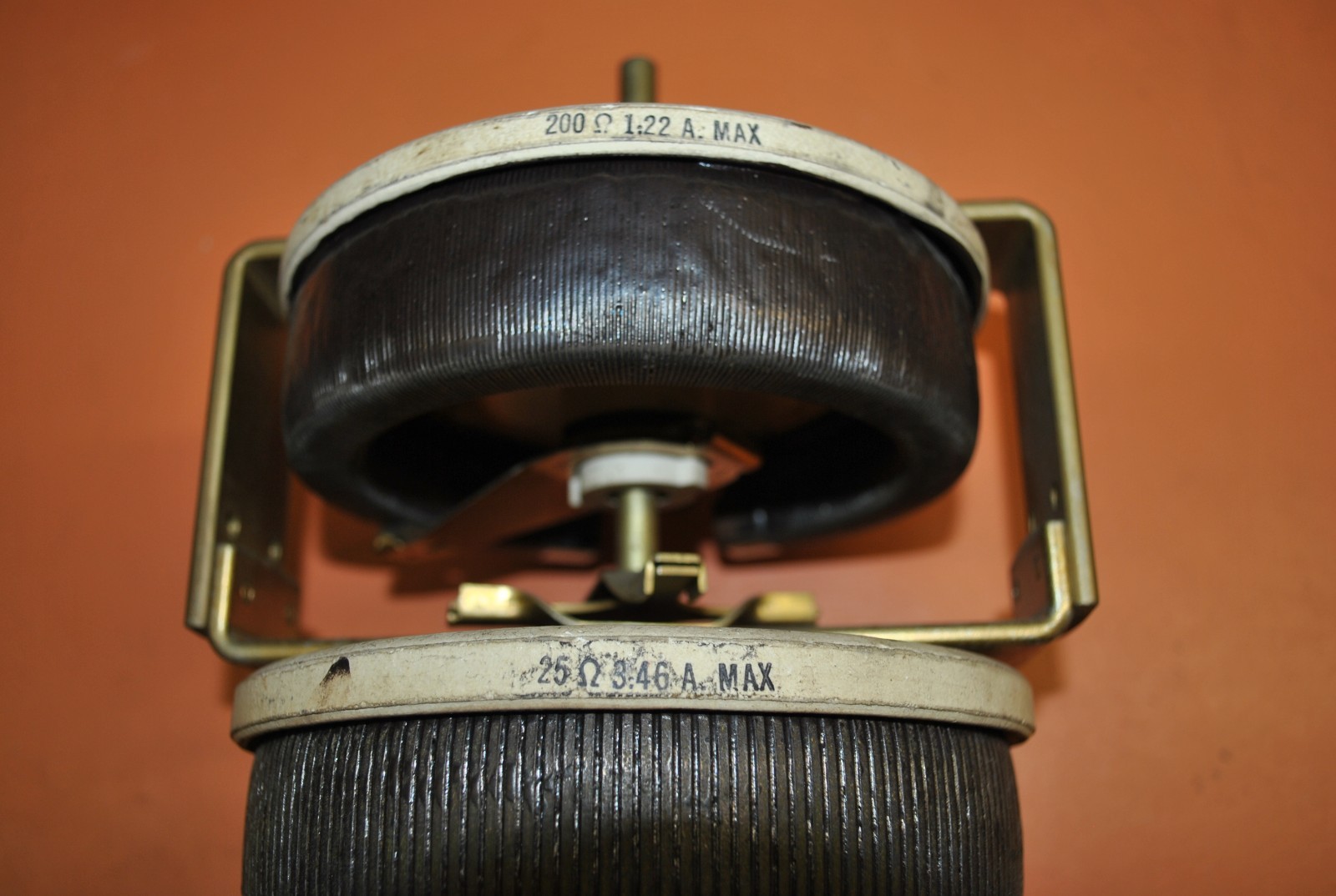 OHMITE LARGE MODEL N RHEOSTAT STACK N-200/25-F10-T2 NEW 200OHM 25OHM NEW
