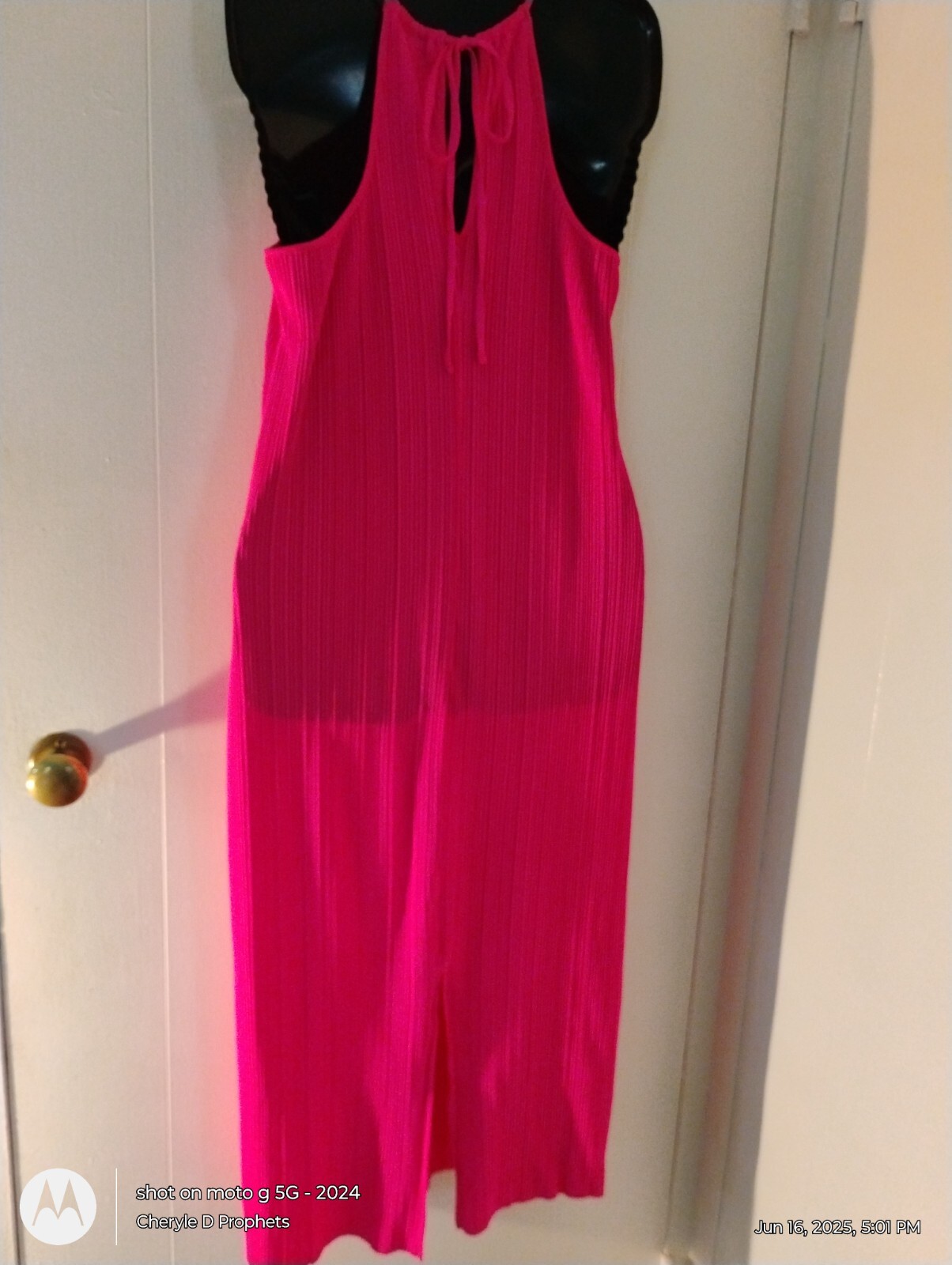 Picture 2 of 3
