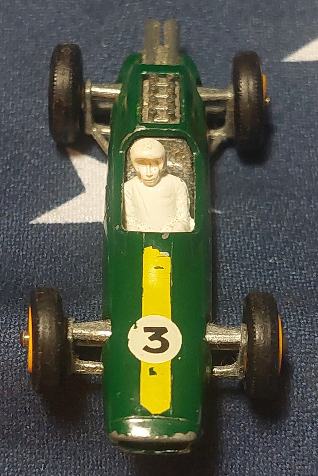 Photo 2/5