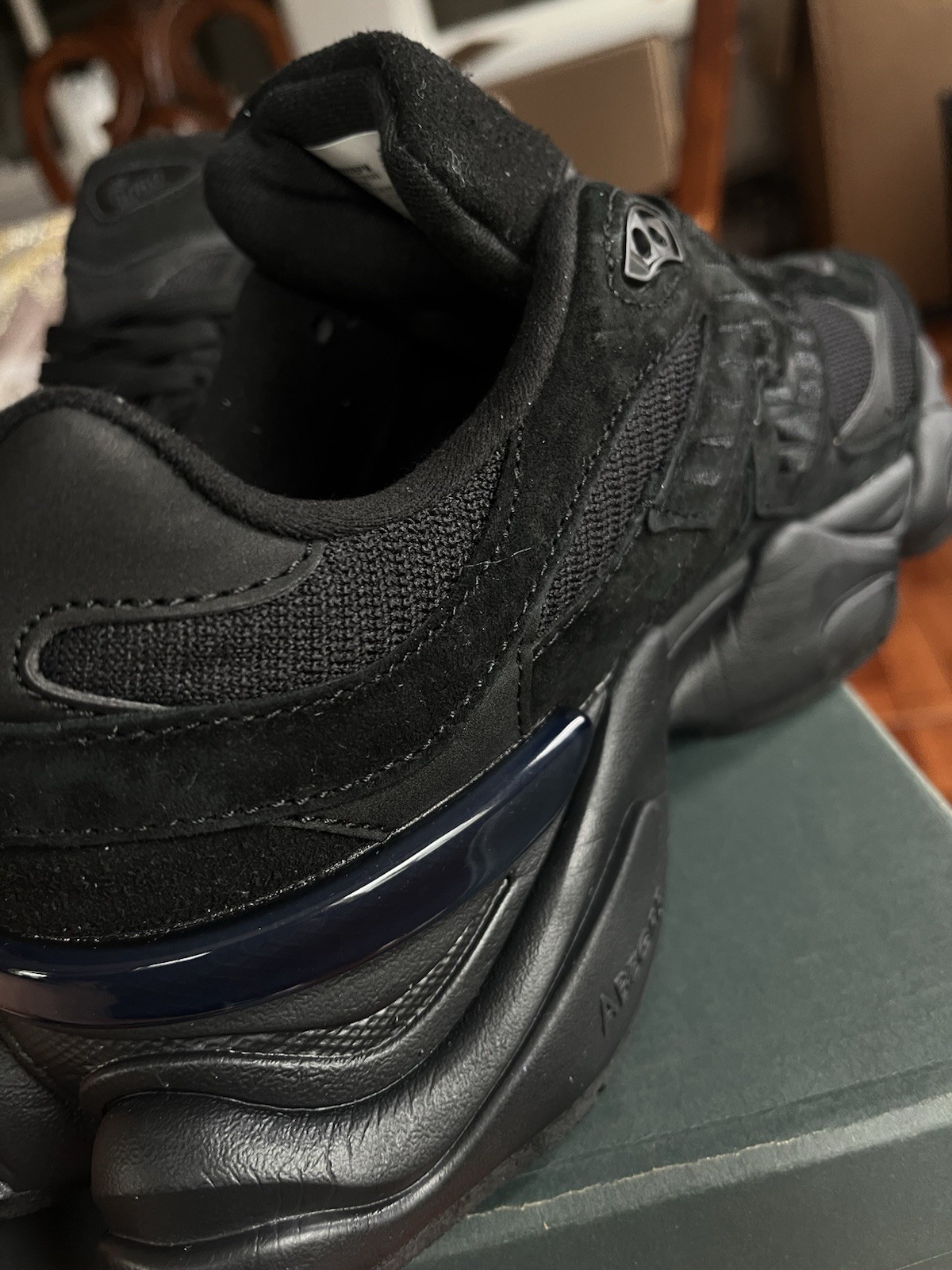 New Balance 9060 Triple Black Cat U9060BPM Women’s Men’s 5-12 thumbnail 6