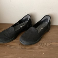 Skechers Black Knit Hands Free On-The-Go Sneakers Womens Size 9