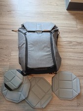 EXCELLENT condition Peak Design Everyday Backpack 30L Charcoal Camera Grey Gray