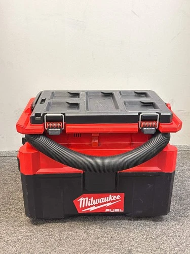 Milwaukee M18 Fuel Packout Vacuum 0910-20 Wet Dry Milwaukee 0970-20 M18 PACKOUT 2.5 Gallon Wet/Dry Vacuum Tool Only