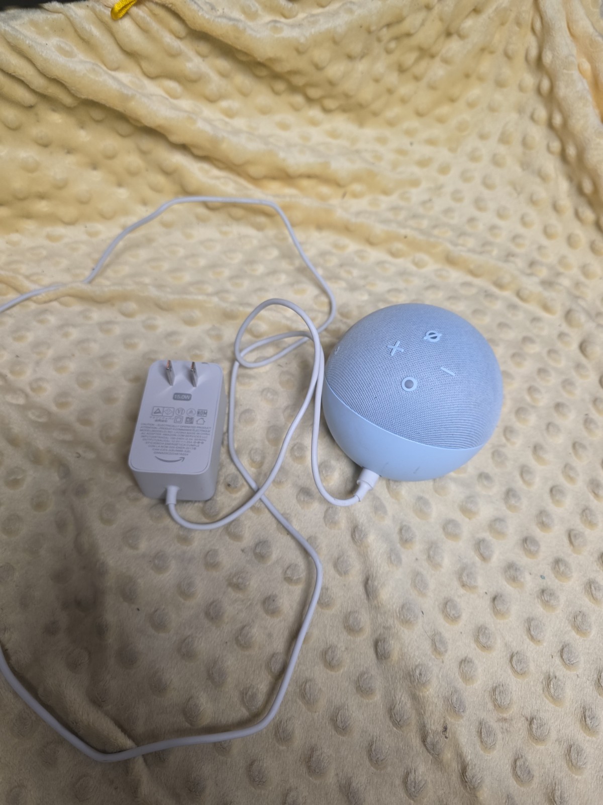 Amazon Echo dot 5th gen with clock Smart Speaker C4E8S3