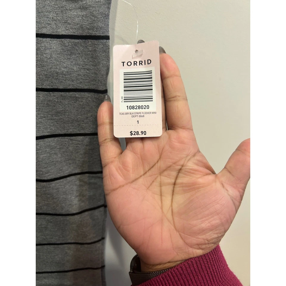 Torrid Women's Gray & Black Striped Stretch Knit Bodycon Mini Skirt Plus Size - Image 2 of 4