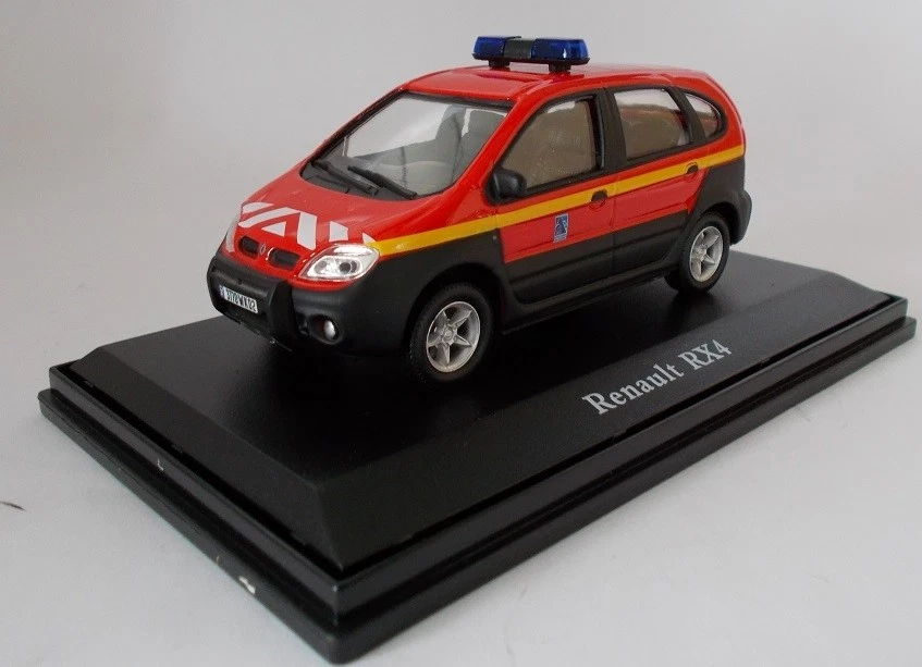 Miniature Renault Trafic Van Police Lille - HONGWELL OLIEX CARARAMA - Échelle 1:43
