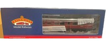 Bachmann 39-576 OO Gauge BR Auto Trailer Maroon, W228W. NEW.