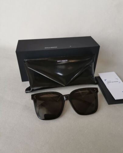Gentle Monster Her 01 sunglasses Black - Picture 1 of 13