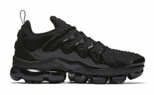 black vapormax plus size 5