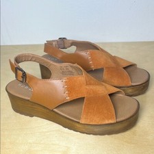 Kelsi Dagger Brooklyn KDB Brown Platform Leather Crossover Sandals size 9.5