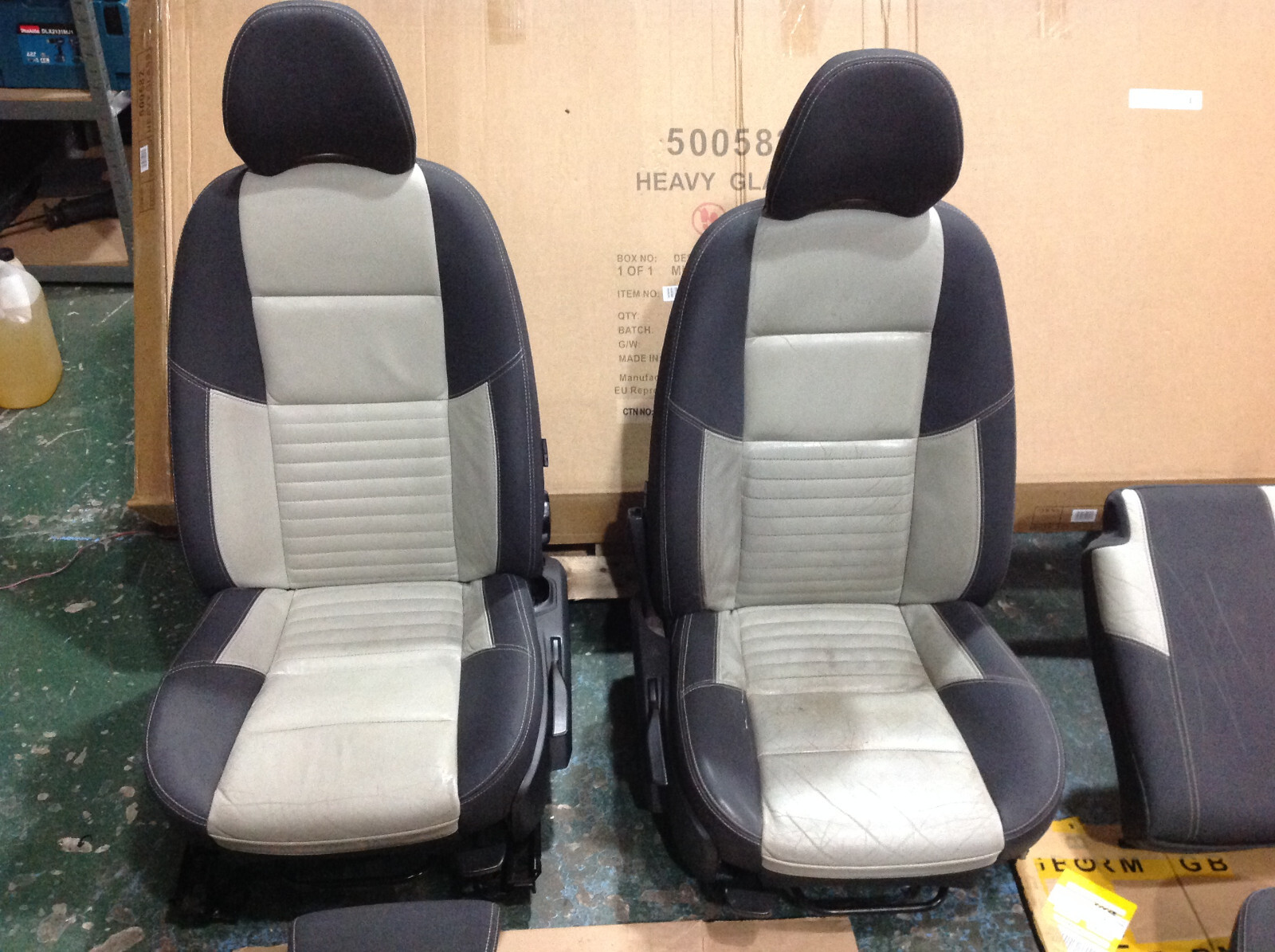 VOLVO V50 R DESIGN FRONT AND REAR LEATHER SEATS SET 20072012 eBay