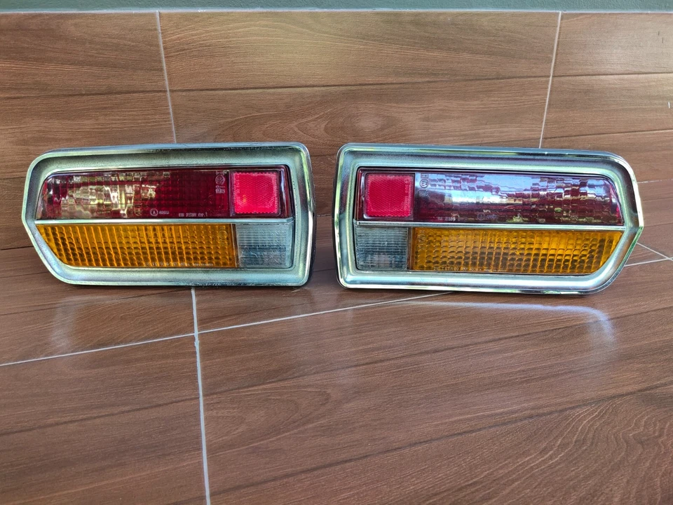MAZDA RX2 Capella 1600 616 SEDAN COUPE TAIL LIGHTS LENS GENUINE PAIR RH+LH - Image 4 of 4