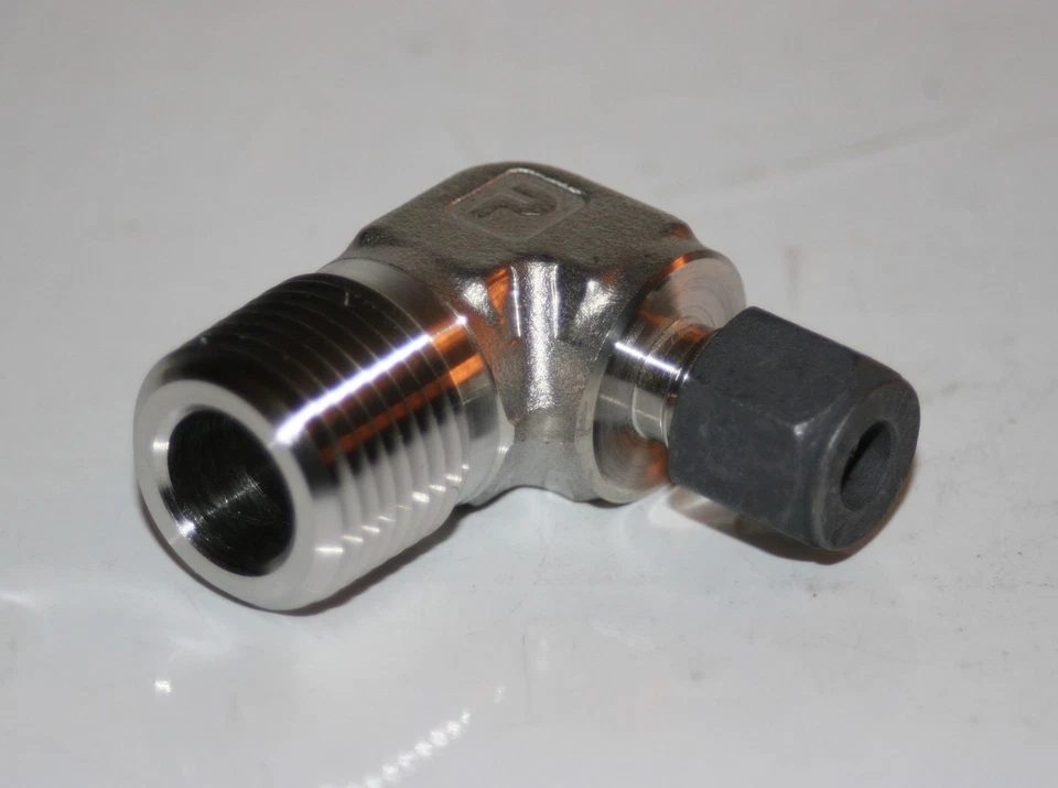 1/4" Tube x 1/2" MNPT 316ss  Male Elbow Connector Parker CPI 4-8 CBZ-SS - Image 2 of 2
