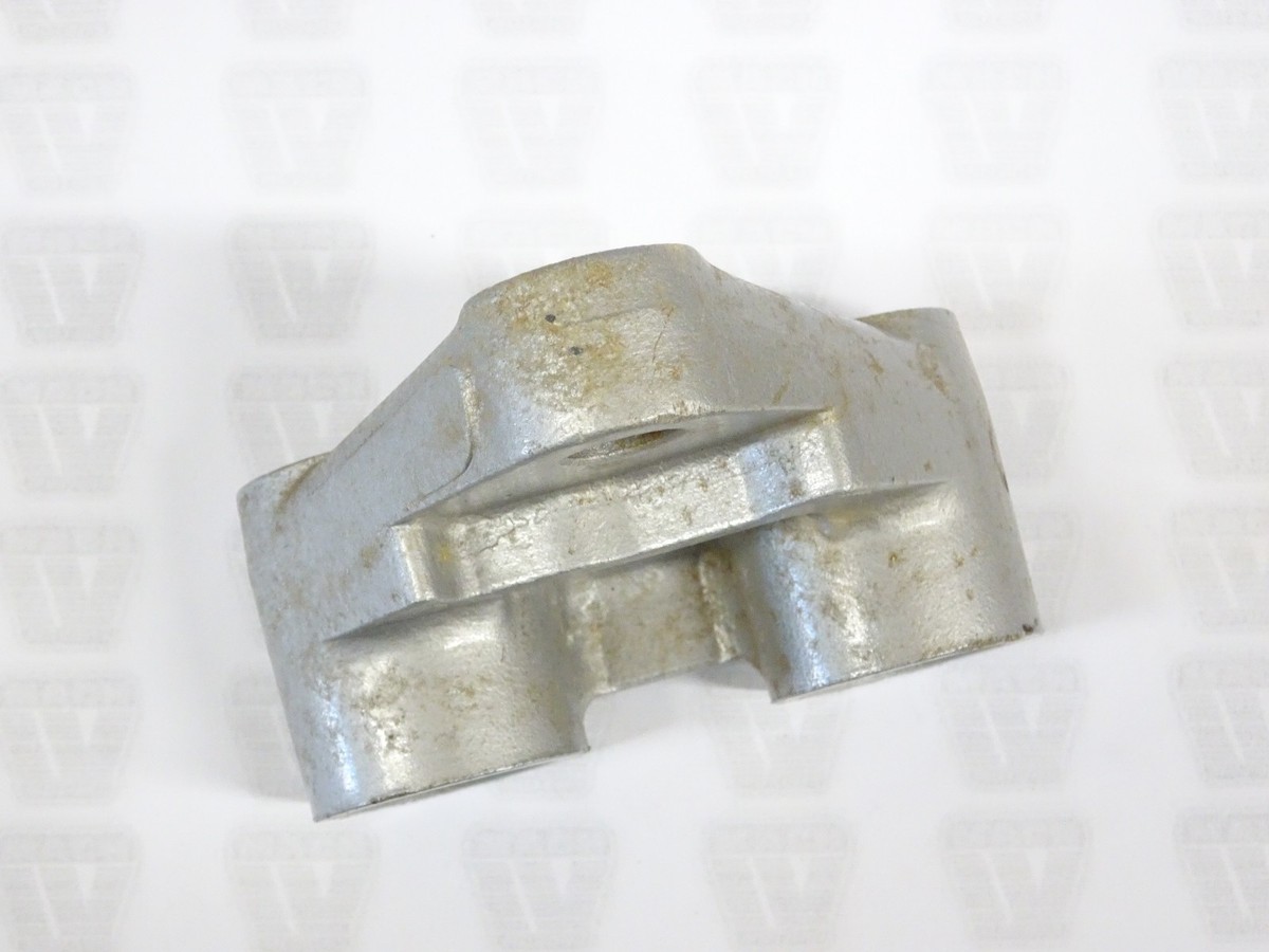 Kawasaki NOS NEW 32029-1396 Front Left Engine Bracket ZX ZX1000