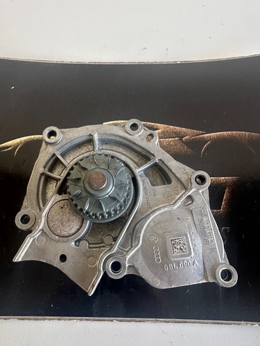 VW Audi Wasserpumpe 06L121012K original
