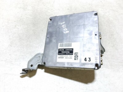 Toyota Avensis Verso 2001 ECU Engine Computer (Engine Control Unit #1049038-45