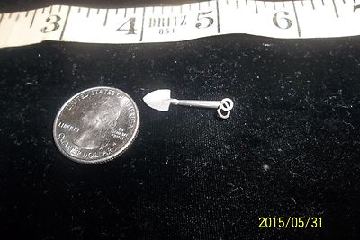 Shovel Charm 925 Sterling Silver charm Garden Gardener