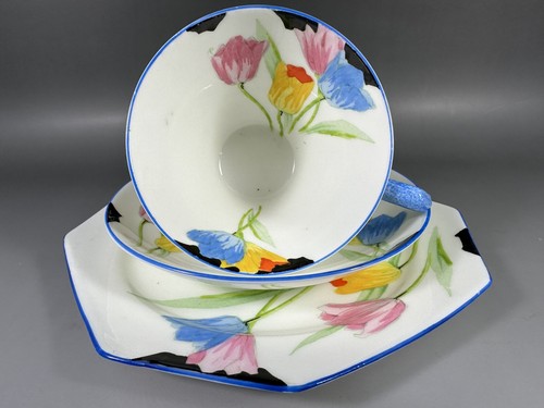 Royal Paragon Art Deco Tea Cup Trio Tulip Pattern - Excellent - Picture 18 of 22