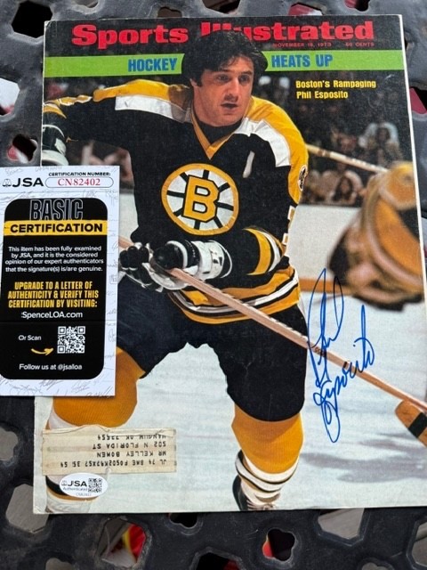 Phil Esposito Signed Sports Illustrated cover 10/19/73 Boston Bruins -  JSA