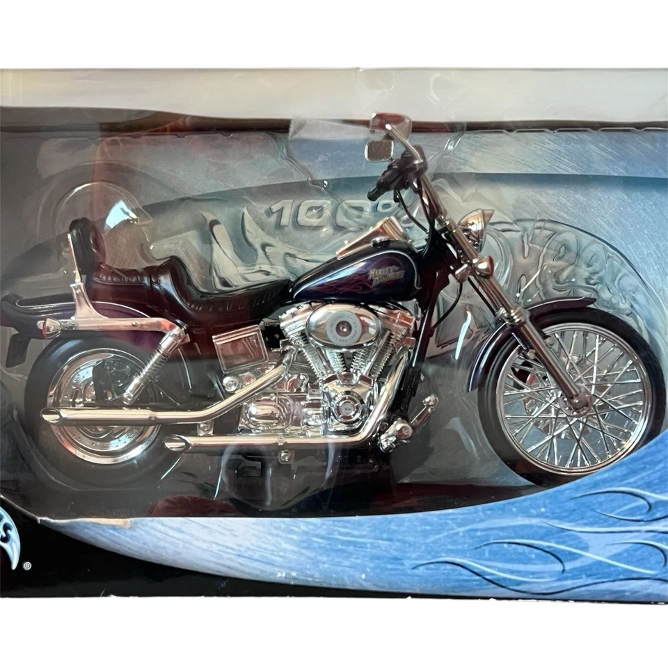 Vintage Hot Wheels Harley-Davidson Dyna Wide Glide 1:10 Scale Die-Cast Motor - Image 2 of 4