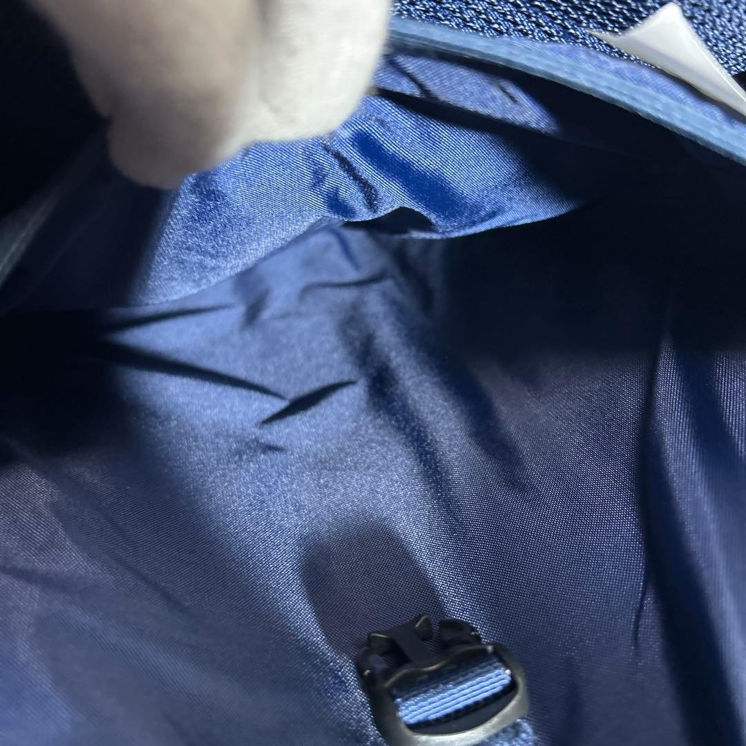 Patagonia Black Hole Backpack Navy Red Recycled Polyester Waterproof Large thumbnail 9