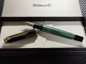 Pelikan Souverän M800 Green Stripe Fountain Pen F Fine