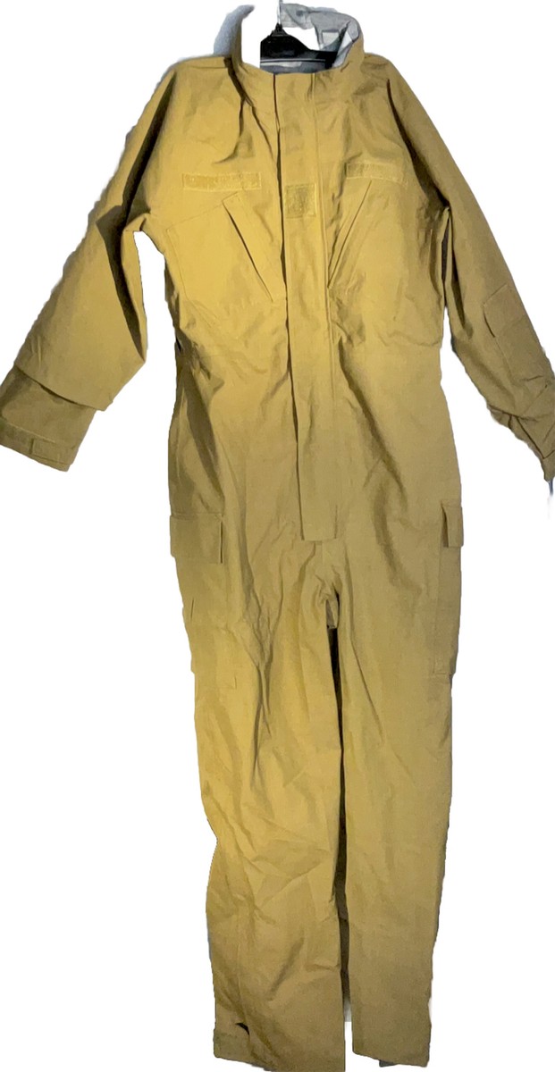 UNROOf Reflectortarp L ARMY Olive 風防 UNROOf Reflectortarp L ARMY Olive 風防 - メルカリ