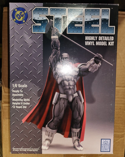 Steel Black Superman Vinyl Model Kit 1994 Horizon DC sigillato non assemblato - Foto 2 di 10