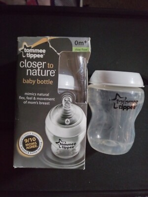 Tommee Tippee Closer to Nature Bottle Unisex 9 oz 522500 Slow Flow +1 used bottl