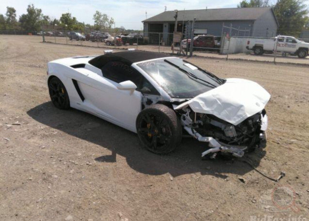 10-14 Lamborghini Gallardo LP560 Spyder Left Door SHELL (Bianco Monocerus Ly9C)