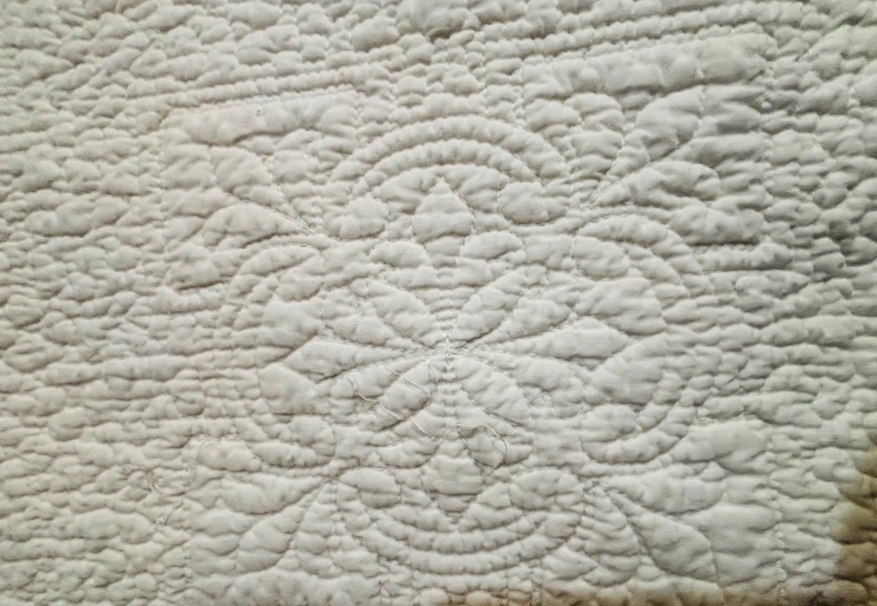 Cobertor acolchado vintage victoriano medallón matelasse blanco floral Foto 3 de 4