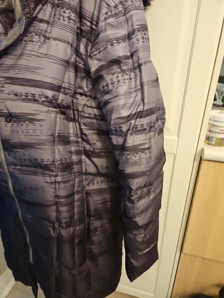 Parka de plumón Eddie Bauer para mujer talla XXL capucha de piel sintética Foto 3 de 4